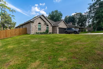 1460 River Oaks Drive, Huntsville, TX 77340 - Photo 1