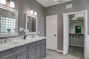 112 Harbour Town Dr, Conroe, TX 77356 - Photo 22
