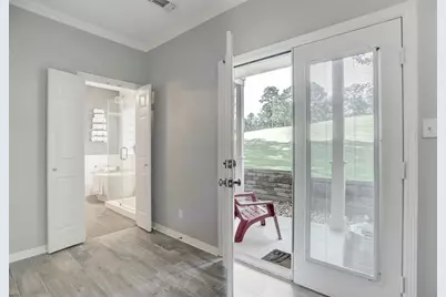 112 Harbour Town Drive, Conroe, TX 77356 - Photo 18