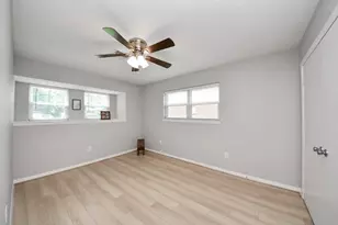 308 Wildwood Ln, Conroe, TX 77301 - Photo 30