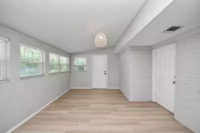 308 Wildwood Lane, Conroe, TX 77301 - Photo 18
