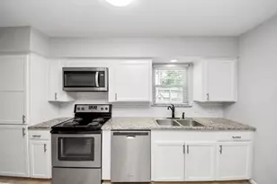 308 Wildwood Ln, Conroe, TX 77301 - Photo 18