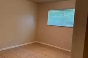 10118 Kirkbluff Dr, Houston, TX 77089 - Photo 10