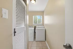 3202 Forestwood Dr, Bryan, TX 77801 - Photo 16