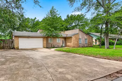 3202 Forestwood Drive, Bryan, TX 77801 - Photo 2