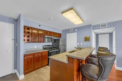5220 Seawall Boulevard #635, Galveston, TX 77551 - Photo 8