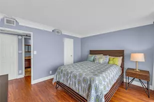 5220 Seawall Blvd, Galveston, TX 77551 - Photo 14