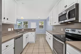 414 Folk Crest Ln, Dickinson, TX 77539 - Photo 8