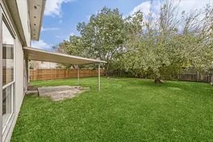 218 Diamond Bay Dr, Dickinson, TX 77539 - Photo 32