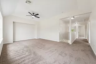 218 Diamond Bay Dr, Dickinson, TX 77539 - Photo 18