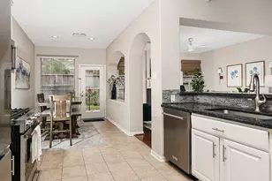 42 Alderon Woods Pl, The Woodlands, TX 77382 - Photo 12