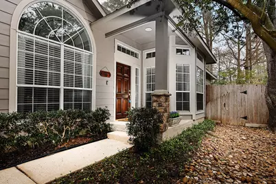 42 Alderon Woods Place, The Woodlands, TX 77382 - Photo 2