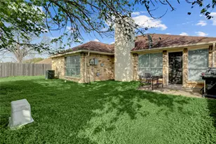 13710 Wood River Dr, Houston, TX 77085 - Photo 18