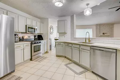 13710 Wood River Drive, Houston, TX 77085 - Photo 8