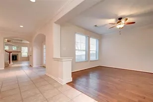 34 N Longsford Cir, The Woodlands, TX 77382 - Photo 8