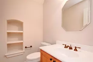 34 N Longsford Cir, The Woodlands, TX 77382 - Photo 12