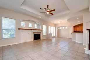 34 N Longsford Cir, The Woodlands, TX 77382 - Photo 16