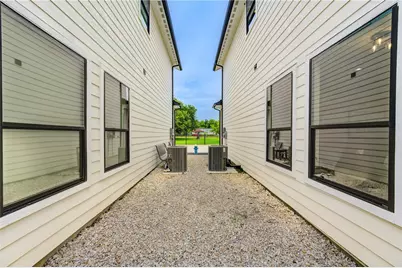 5811 Outer Banks Street, Houston, TX 77091 - Photo 28