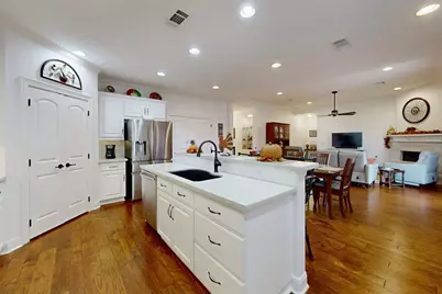 3233 Peterson Way, Bryan, TX 77802 - Photo 14