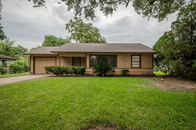 513 Frankie Street, Wharton, TX 77488 - Photo 4