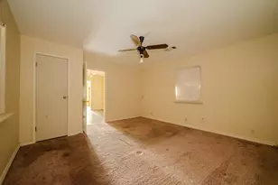 513 Frankie St, Wharton, TX 77488 - Photo 24