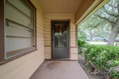 513 Frankie Street, Wharton, TX 77488 - Photo 6