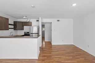 1408 Hughes St, Houston, TX 77023 - Photo 6