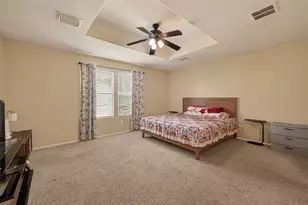 8907 Rainesville Ln, Houston, TX 77075 - Photo 10