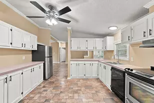 11014 Autumn Bend Dr, Conroe, TX 77303 - Photo 22