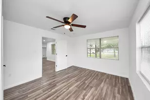 207 E Defee Ave, Baytown, TX 77520 - Photo 26