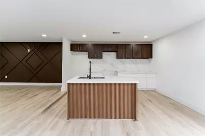 9226 Grady Street, Houston, TX 77016 - Photo 10