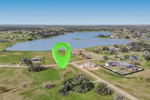 801 Wagon Wheel Trail, Angleton, TX 77515 - Photo 1