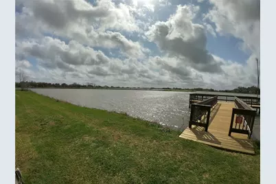 801 Wagon Wheel Trail, Angleton, TX 77515 - Photo 24