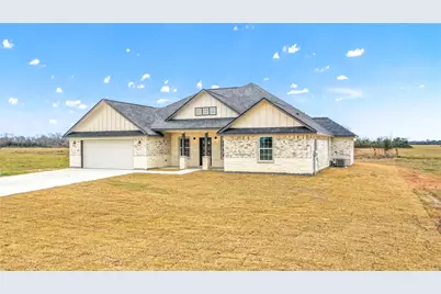 537 Chuckwagon Trail, Angleton, TX 77515 - Photo 2