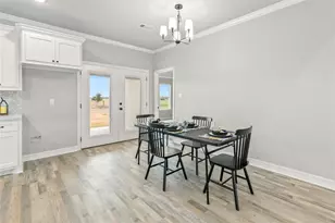 537 Chuckwagon Trail, Angleton, TX 77515 - Photo 10