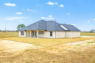 537 Chuckwagon Trail, Angleton, TX 77515 - Photo 38