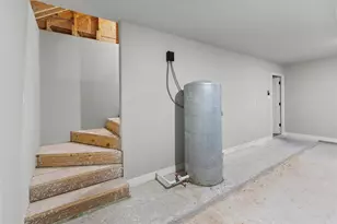 537 Chuckwagon Trail, Angleton, TX 77515 - Photo 34