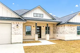 537 Chuckwagon Trail, Angleton, TX 77515 - Photo 32