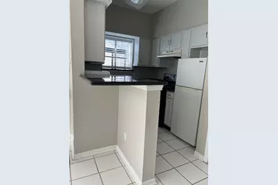 7575 Cambridge Street #1505, Houston, TX 77054 - Photo 2
