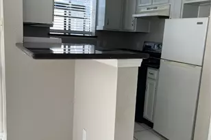 7575 Cambridge St, Houston, TX 77054 - Photo 2