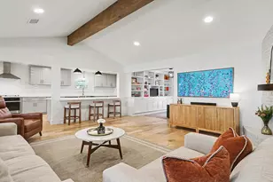 10718 Longmont Dr, Houston, TX 77042 - Photo 4