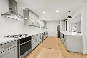 10718 Longmont Dr, Houston, TX 77042 - Photo 10