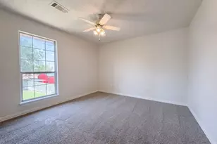 107 S Creek Dr, Bellville, TX 77418 - Photo 10
