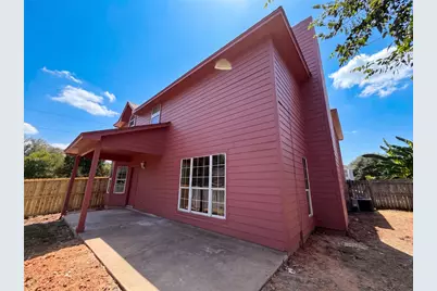 107 S Creek Drive, Bellville, TX 77418 - Photo 18