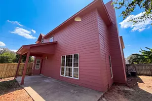 107 S Creek Dr, Bellville, TX 77418 - Photo 18
