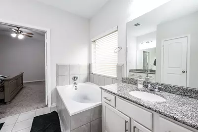 138 Sunray Creek Drive, Katy, TX 77493 - Photo 22