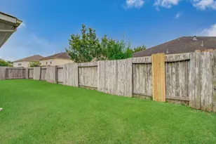 2015 Upland Plover Ct, Rosenberg, TX 77471 - Photo 38