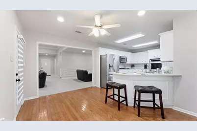 2013 Wickersham Drive, Huntsville, TX 77340 - Photo 14