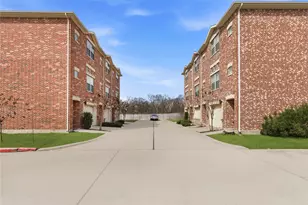 5941 S Loop E, Houston, TX 77033 - Photo 4