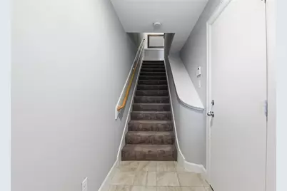 5941 South Loop E #1301, Houston, TX 77033 - Photo 8